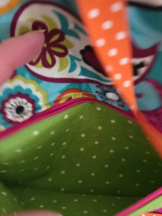 Colorful 9 Piece Bracelet Set with Green Polka Dot Organizer/jewelry Pouch - Picture 4 of 7